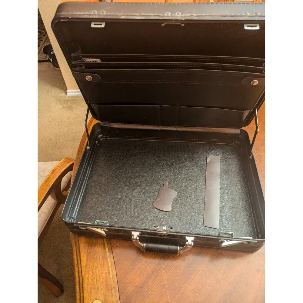 Pratt Professional Cases For Business & Industry BRIEFCASE